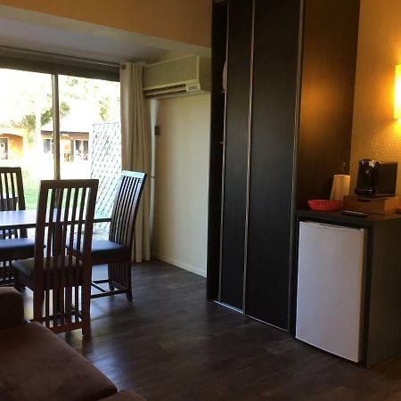 Appartement dans un village de vacances en Camargue Arles Extérieur photo